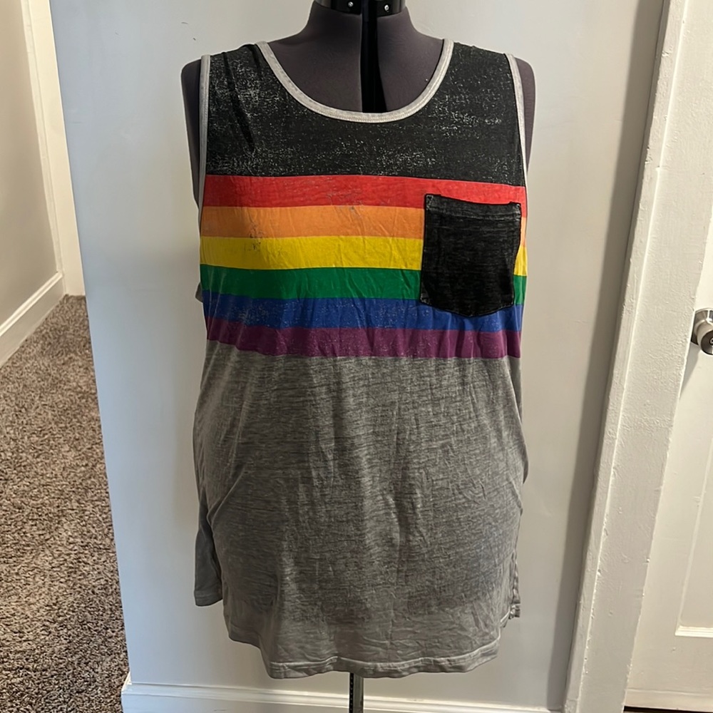 NWOT Rainbow and grey super soft tank with front pocket, size XXL